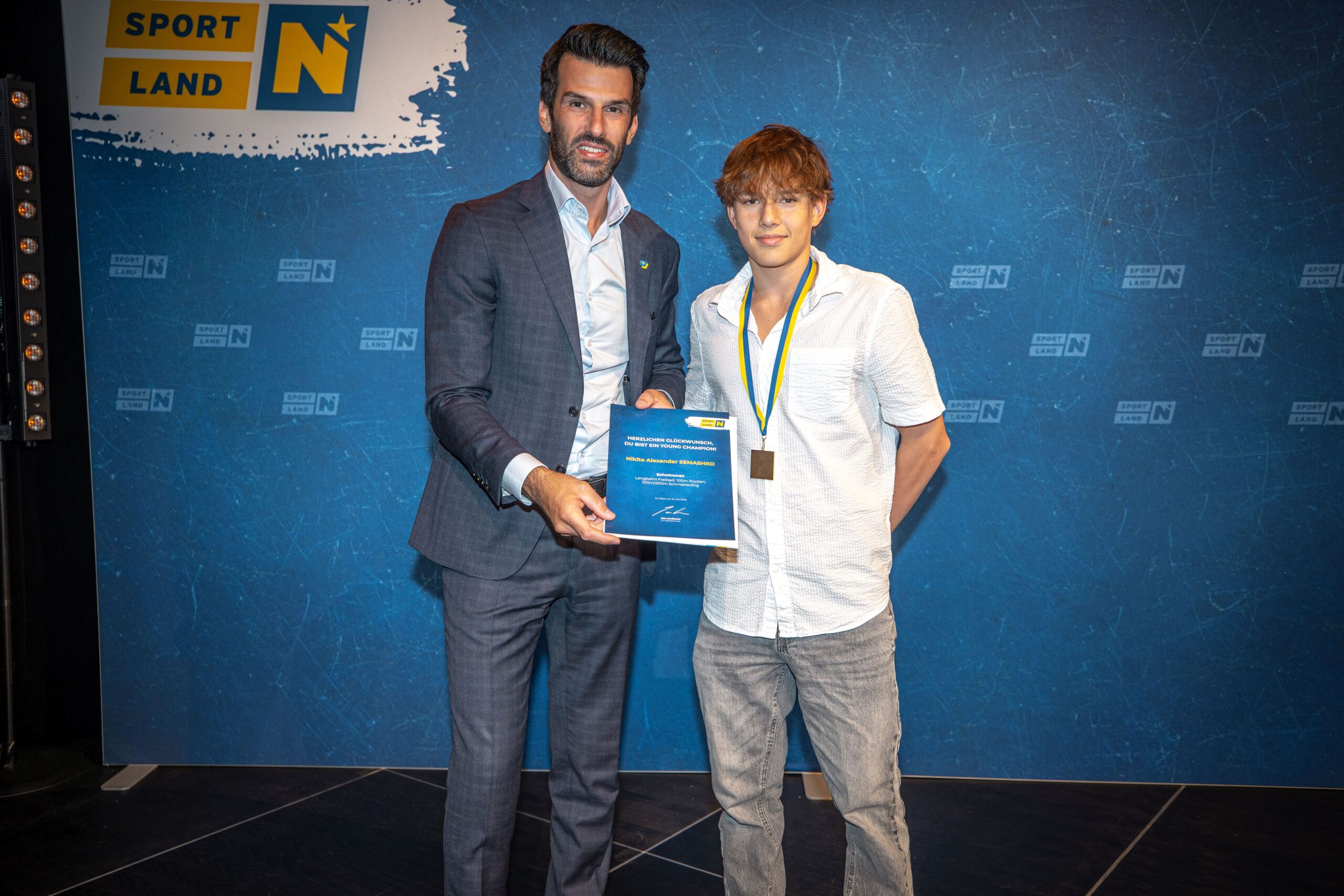 Ehrung bei NÖ Young Champions 2024 in Oberwaltersdorf, Schwimmen, Nikita Alexander Semashko am 16.6.2025, FC NÖLVS