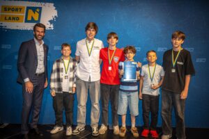 Wasserball: Ehrung der NÖ Young Champions 2024 in Oberwaltersdorf für das U12-Team der Wasserballer des Badener AC am 16.6.2025, FC Sportland NÖ