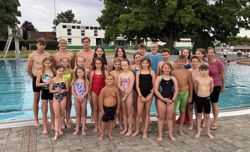 Athletik Schwimmverein Stockerau - Schwimmer der Nachwuchsgruppe, Aufbaugruppe und Leistungsgruppe im Alter von 2019-2008, FC_Athletik Schwimmverein Stockerau