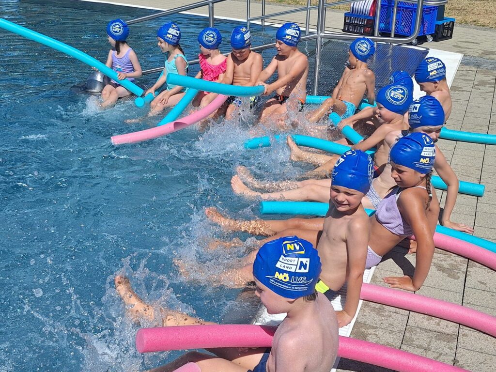 Schwimmkursabschluss der NÖ Schwimm Kids im Freibad Melk-6, 3.7.2025, FC NÖLVS