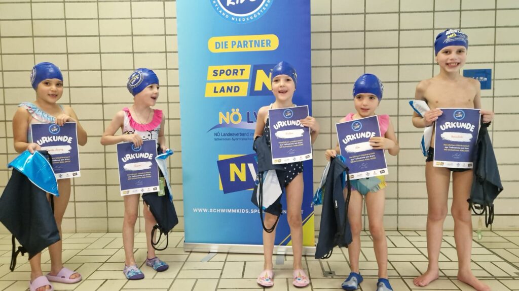 Schwimmkursabschluss der NÖ Schwimm Kids im Hallenbad Heidenreichstein
