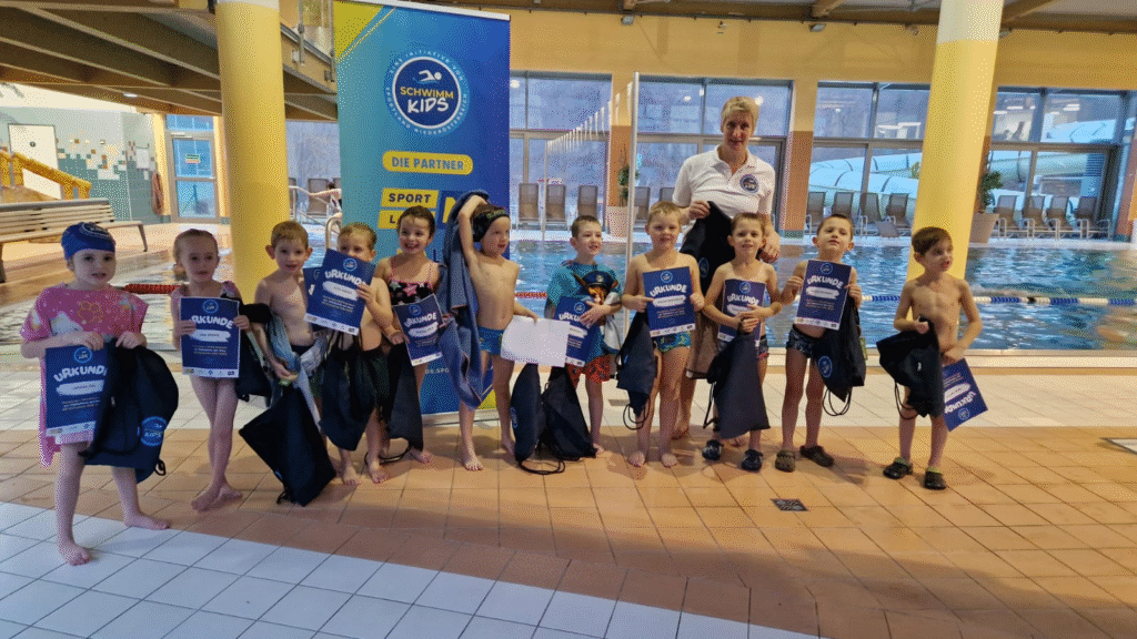 Schwimmkursabschluss der NÖ Schwimm Kids im Hallenbad Zwettl