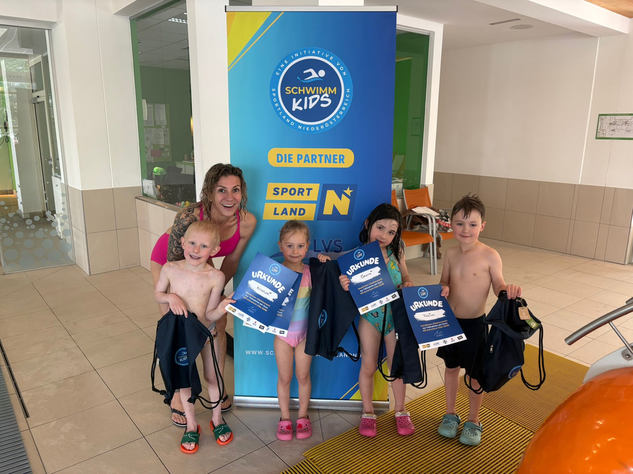 Schwimmkursabschluss der NÖ Schwimm Kids im Donausplash Tulln – Gruppe 2