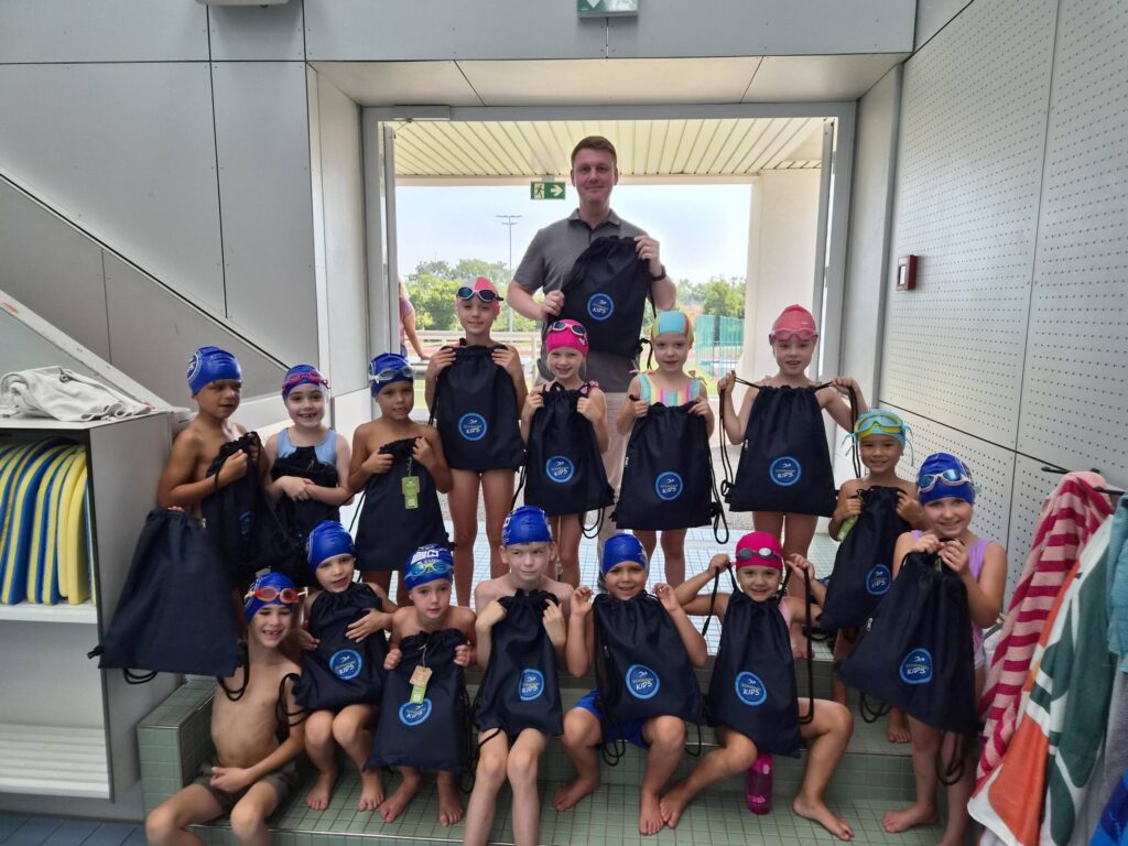 Schwimmkursabschluss von zwei Gruppen der NÖ Schwimm Kids im BSFZ Südstadt